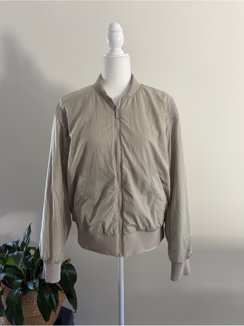 lululemon athletica Women's Light Tan Reversible Nylon Bomber Jacket